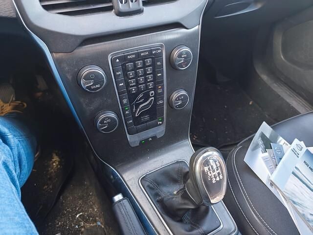 Occasion Volvo V40 Momentum 116 PK (85 kW) 2013 Blauw Hatchback