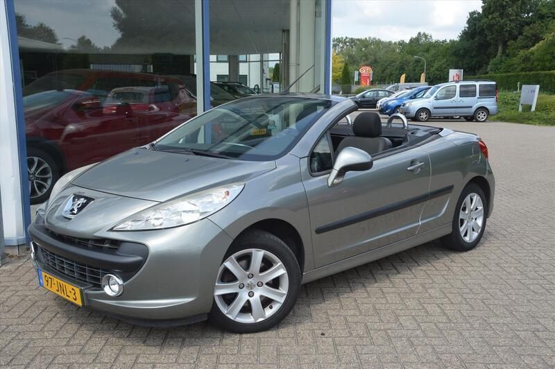 Grijs Gebruikt 2009 Peugeot 207 CC Cabriolet | € 4.250 (Eerlijke prijs) - Afbeelding 1/4