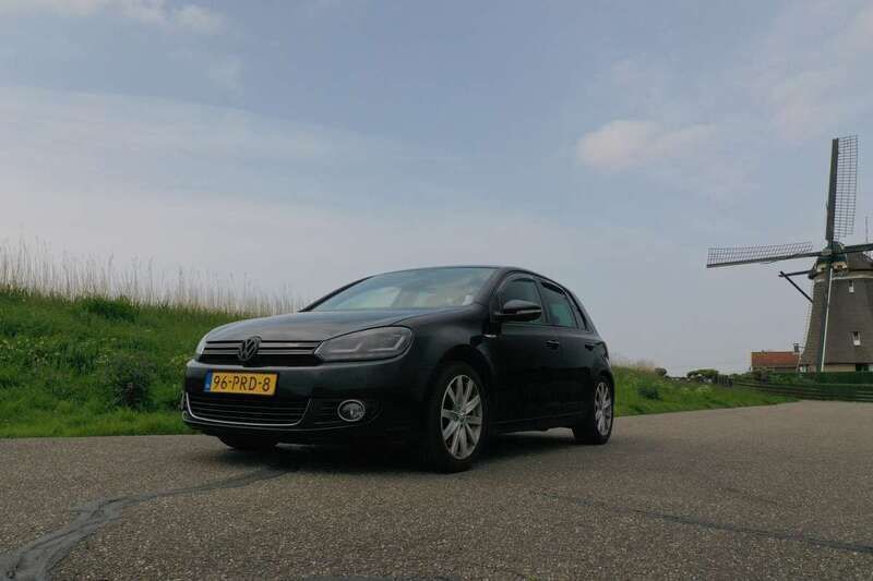 Zwart Gebruikt 2011 VW Golf VI Highline Stationwagen | € 5.395 (Goede deal) - Afbeelding 1/4