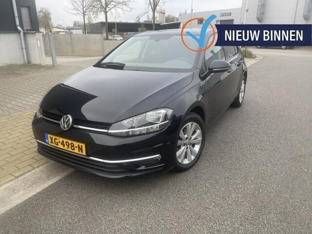 Zwart Gebruikt 2019 VW Golf VII Comfortline Hatchback | € 12.749 (Eerlijke prijs) - Afbeelding 1/4