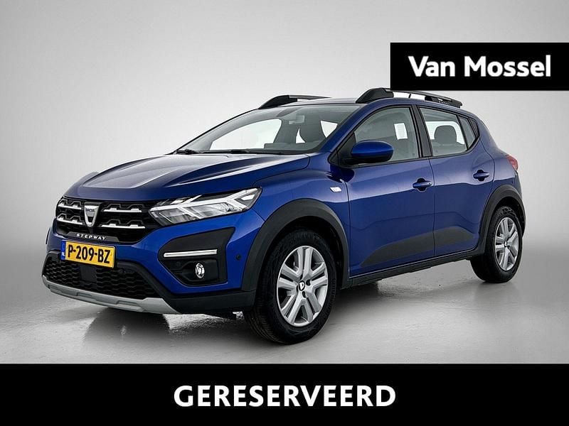 Blauw Gebruikt 2020 Dacia Sandero Comfort Hatchback | € 11.940 (Goede deal) - Afbeelding 1/4