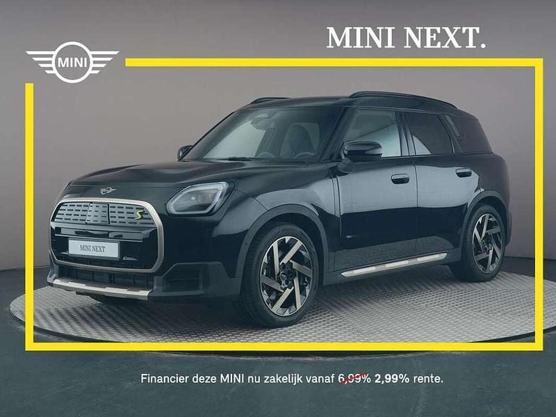 Zwart Gebruikt 2025 Mini Countryman Favoured SUV | € 43.650 (Super prijs) - Afbeelding 1/4