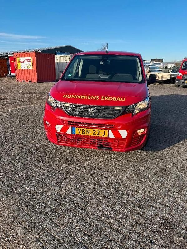 Occasion 2019 Peugeot Partner MPV | € 8.500 (Goede deal) - Afbeelding 1/4