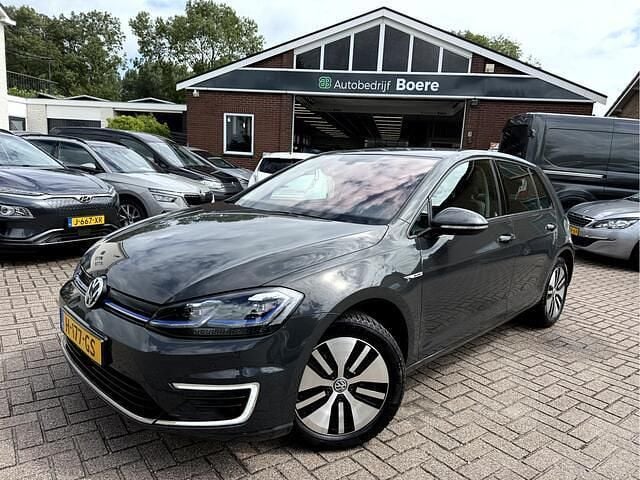 Grijs Gebruikt 2020 VW e-Golf Hatchback | € 12.850 (Eerlijke prijs) - Afbeelding 1/4