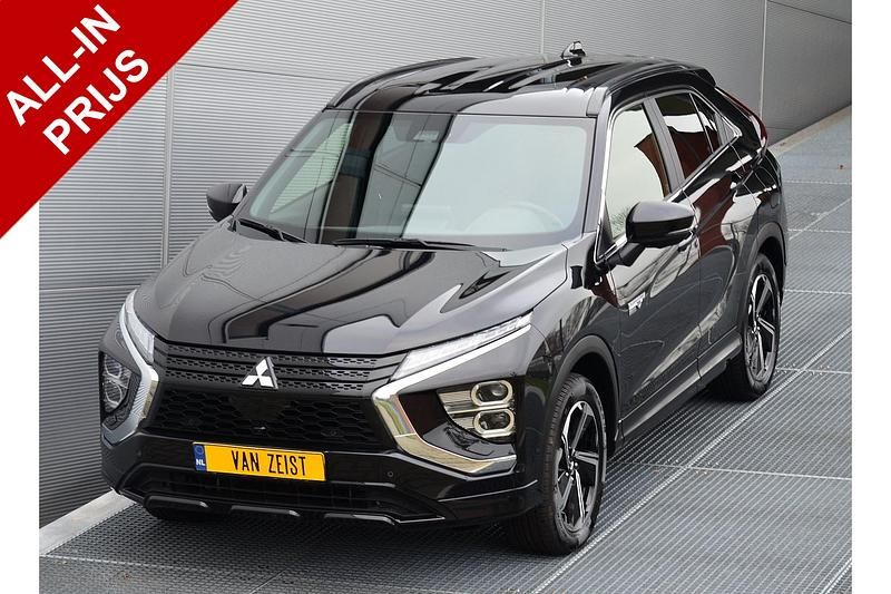 Zwart Occasion 2025 Mitsubishi Eclipse SUV | € 33.550 (Eerlijke prijs) - Afbeelding 1/3