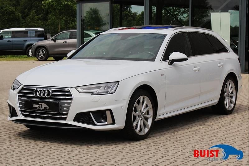 Wit Gebruikt 2019 Audi A4 S-Line Stationwagen | € 32.450 (Iets duurder) - Afbeelding 1/4