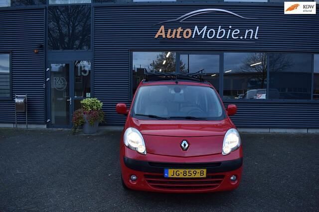 Rood Gebruikt 2012 Renault Kangoo MPV | € 6.995 (Eerlijke prijs) - Afbeelding 1/4