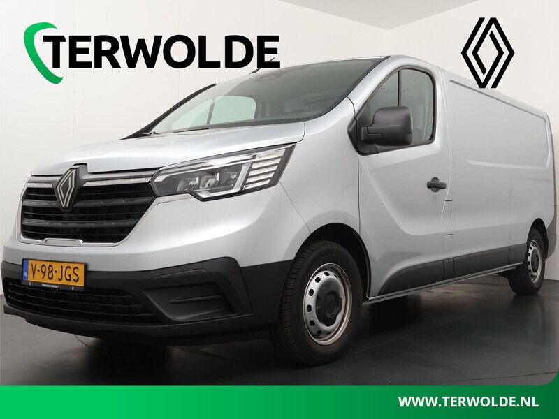 Highlandgrijs kqa Gebruikt 2024 Renault Trafic Van | € 27.400 (Duur) - Afbeelding 1/4