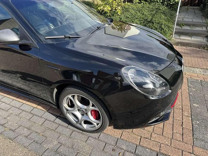 Occasion Alfa Romeo Giulietta Super 170 PK (125 kW) 2017 Zwart Hatchback