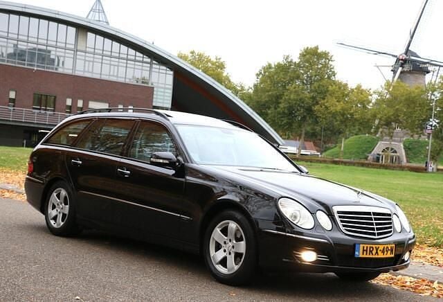 Zwart Gebruikt 2007 Mercedes 200 Avantgarde Stationwagen | € 11.900 (Duur) - Afbeelding 1/4