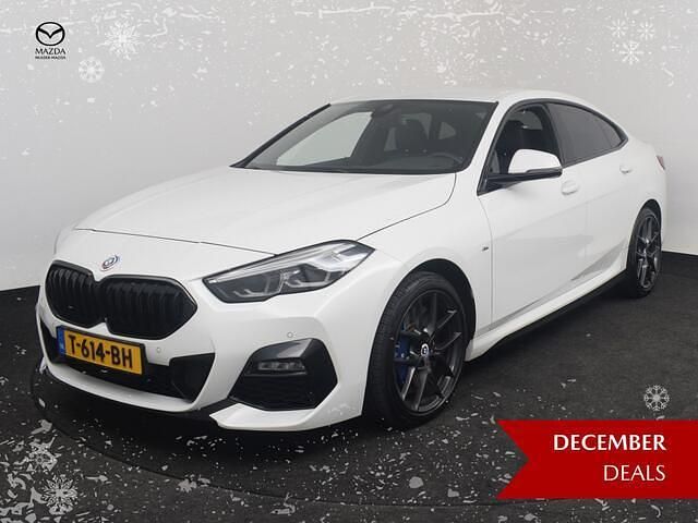 Wit Gebruikt 2023 BMW 218 M Sport Coupé | € 29.750 (Eerlijke prijs) - Afbeelding 1/3