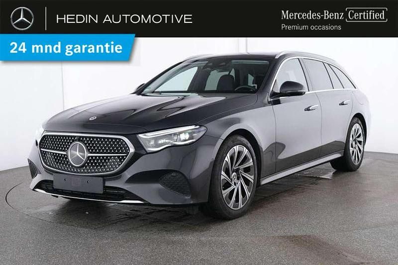 Grijs Gebruikt 2024 Mercedes E300 Luxury Stationwagen | € 58.900 (Duur) - Afbeelding 1/3