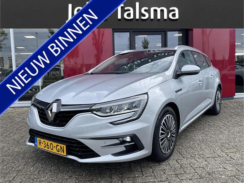 Grijs Gebruikt 2021 Renault Mégane IV Business Stationwagen | € 19.445 (Eerlijke prijs) - Afbeelding 1/4
