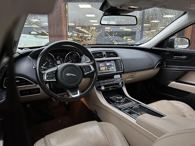 Occasion Jaguar XE Prestige 200 PK (147 kW) 2018 Zwart Sedan