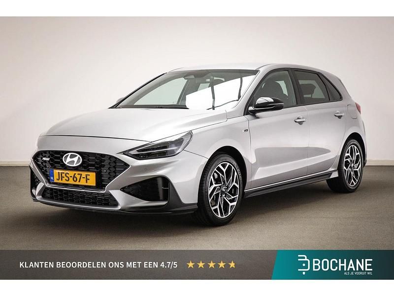 Grijs Occasion 2024 Hyundai i30 N Line Hatchback | € 23.899 (Iets duurder) - Afbeelding 1/4