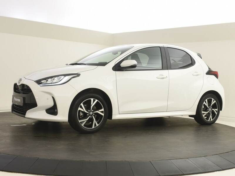 Wit Gebruikt 2024 Toyota Yaris Edition Hatchback | € 25.400 (Eerlijke prijs) - Afbeelding 1/4