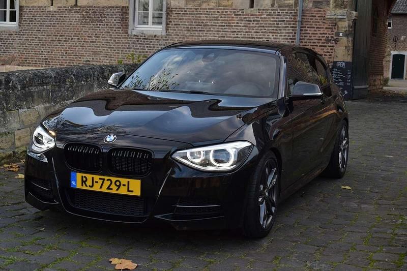 Occasion BMW M135 Executive 320 PK (235 kW) 2014 Zwart Hatchback