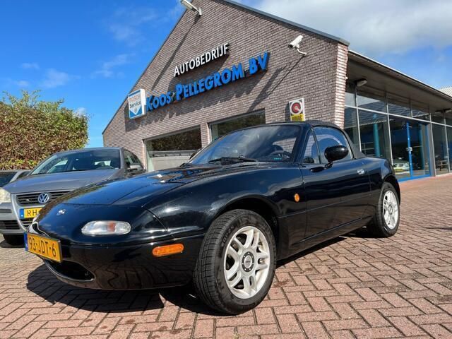Zwart, andere lak Gebruikt 1997 Mazda MX5 Cabriolet | € 10.345 - Afbeelding 1/4