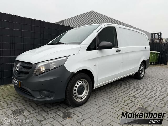 Wit Gebruikt 2021 Mercedes Vito MPV | € 21.950 (Goede deal) - Afbeelding 1/4