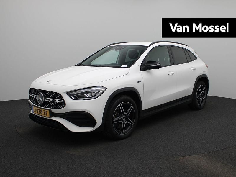 Wit Gebruikt 2020 Mercedes GLA250 Business SUV | € 31.900 (Goede deal) - Afbeelding 1/4