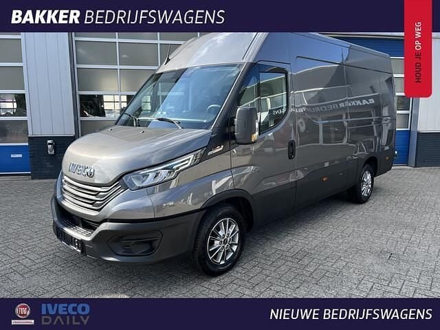 Grijs Nieuw 2024 Iveco Daily Van | € 38.500 (Super prijs) - Afbeelding 1/4