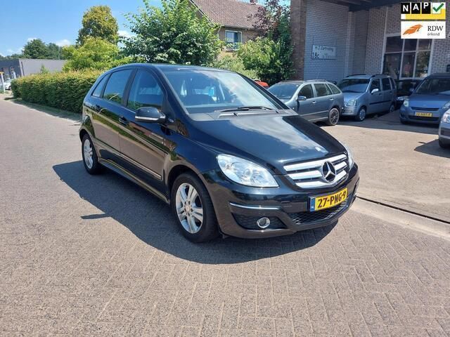 Zwart Gebruikt 2011 Mercedes B160 Business MPV | € 2.999 (Super prijs) - Afbeelding 1/4