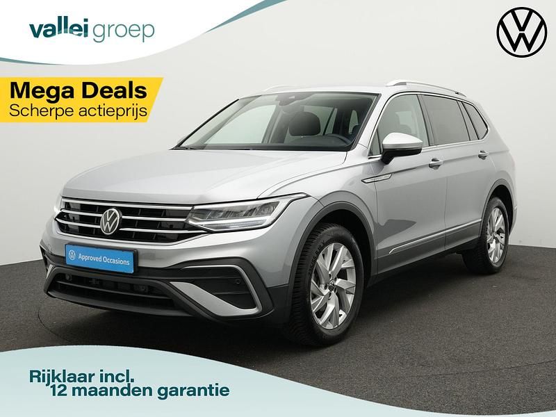Zilver Gebruikt 2024 VW Tiguan Business SUV | € 42.950 (Goede deal) - Afbeelding 1/4