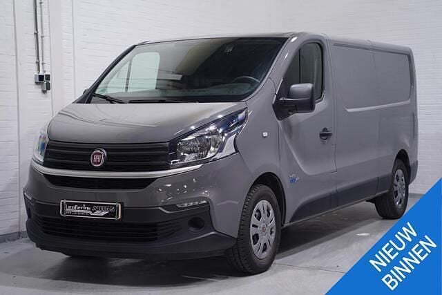 Grijs Gebruikt 2018 Fiat Talento Van | € 11.800 (Eerlijke prijs) - Afbeelding 1/4
