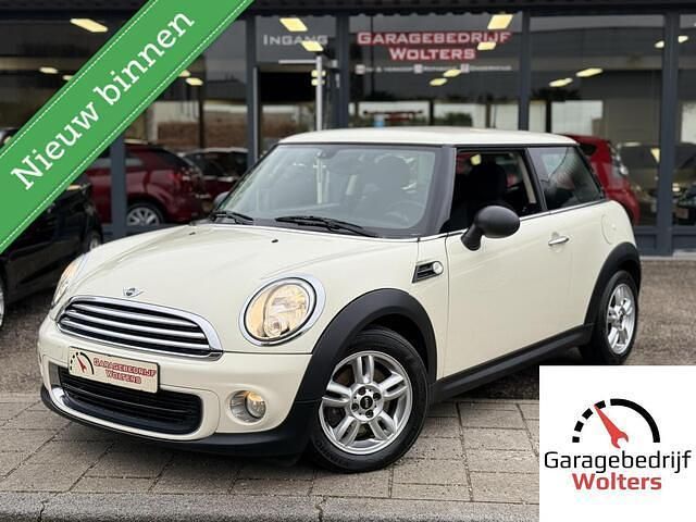 Wit Gebruikt 2012 Mini ONE Hatchback | € 7.450 (Duur) - Afbeelding 1/4