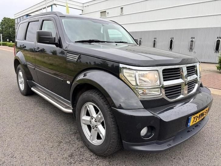 Zwart Gebruikt 2008 Dodge Nitro SE SUV | € 6.500 - Afbeelding 1/4