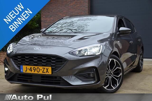 Grijs Gebruikt 2020 Ford Focus Business Edition Hatchback | € 14.500 (Eerlijke prijs) - Afbeelding 1/4