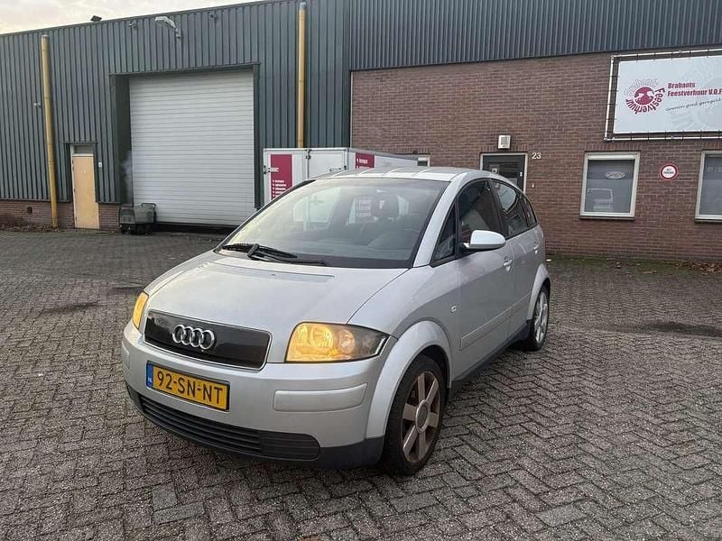 Grijs Gebruikt 2001 Audi A2 Hatchback | € 999 (Super prijs) - Afbeelding 1/4
