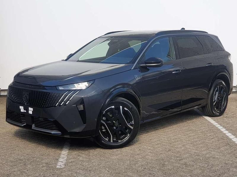 Grijs Gebruikt 2025 Peugeot e-5008 Avantage SUV | € 46.800 - Afbeelding 1/4