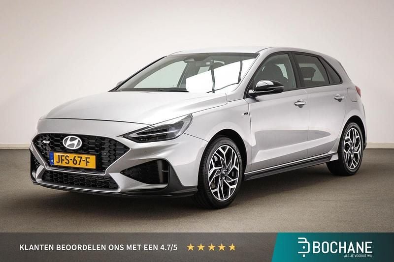 Grijs Occasion 2024 Hyundai i30 N Line Hatchback | € 24.694 (Eerlijke prijs) - Afbeelding 1/4