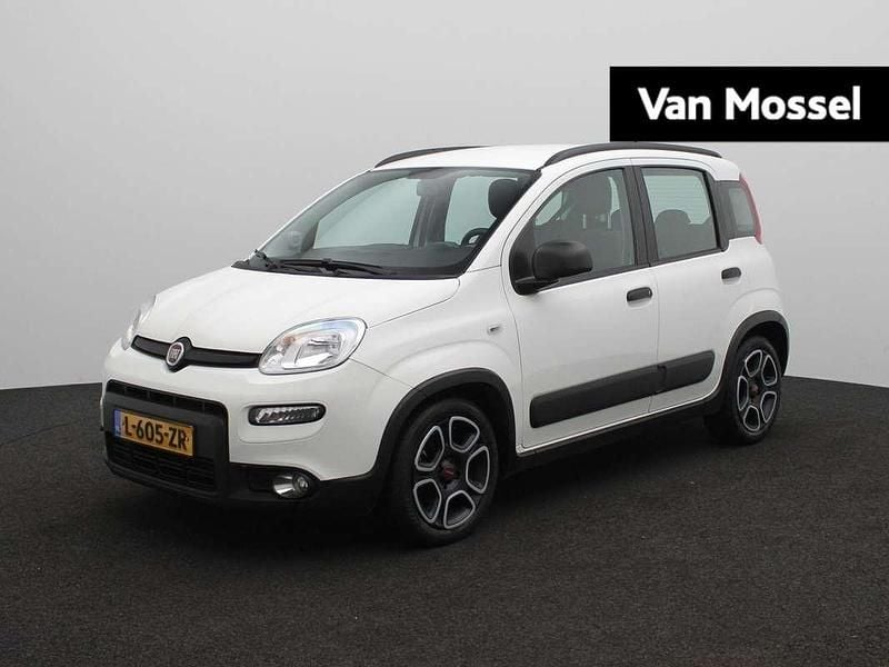 Wit Gebruikt 2021 Fiat Panda City Life Hatchback | € 12.945 (Eerlijke prijs) - Afbeelding 1/3