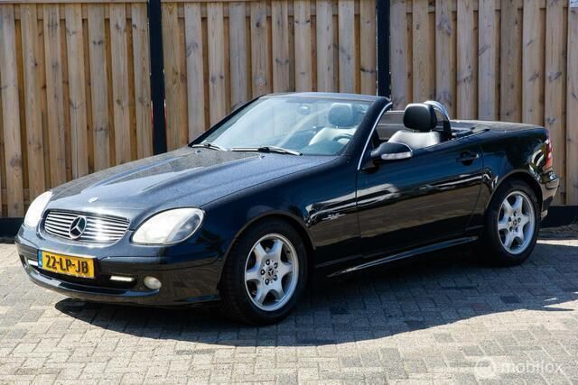 Zwart Gebruikt 2003 Mercedes SLK200 Edition Cabriolet | € 3.925 (Goede deal) - Afbeelding 1/4