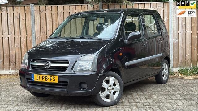 Zwart Gebruikt 2004 Opel Agila Hatchback | € 1.499 (Eerlijke prijs) - Afbeelding 1/4