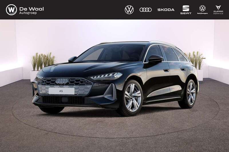 Zwart, metallic lak Nieuw 2025 Audi A5 Comfort Coupé | € 59.989 (Eerlijke prijs) - Afbeelding 1/4