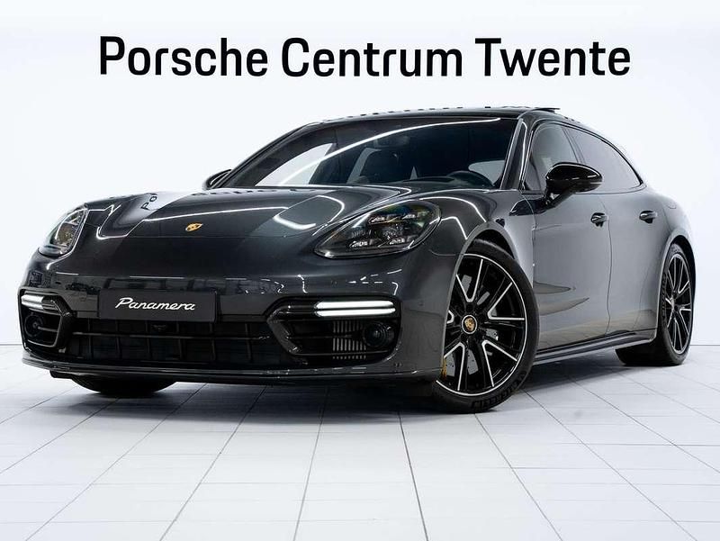 Grijs Gebruikt 2024 Porsche Panamera Turbo S Sport Turismo Sedan | € 179.900 - Afbeelding 1/4