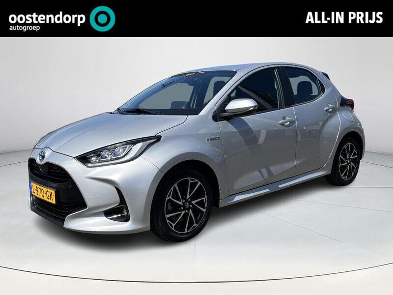 Grijs Gebruikt 2021 Toyota Yaris Hybrid Hatchback | € 19.990 (Eerlijke prijs) - Afbeelding 1/4