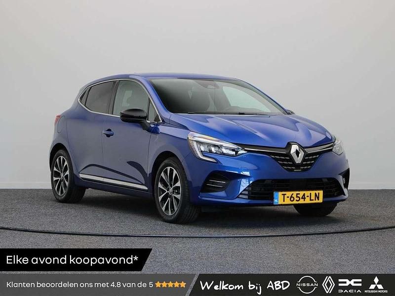 Bleu iron Gebruikt 2023 Renault Clio V Techno Hatchback | € 21.845 (Eerlijke prijs) - Afbeelding 1/3