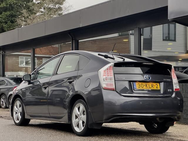 Occasion Toyota Prius 101 PK (74 kW) 2010 Grijs (metallic) Hatchback
