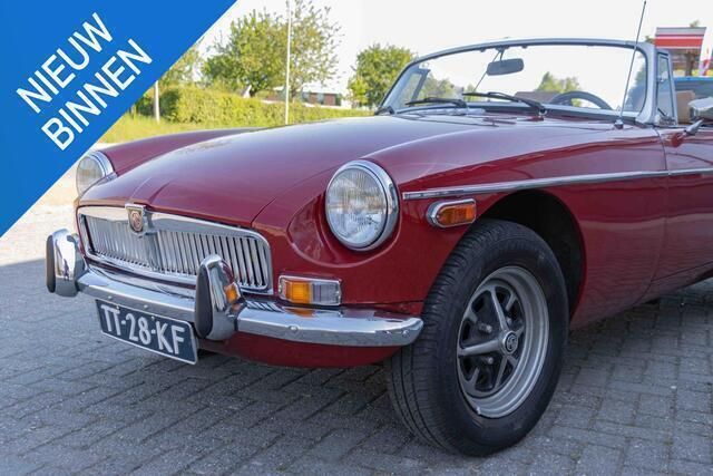 Rood Gebruikt 1980 MG B Cabriolet | € 15.950 - Afbeelding 1/4