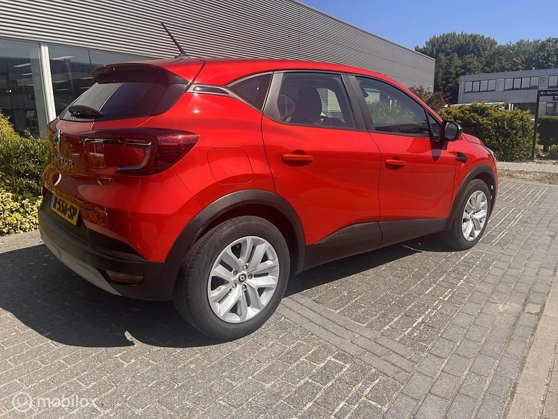 Occasion Renault Captur 140 PK (102 kW) 2021 Rood SUV