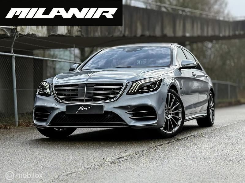 Grijs Gebruikt 2019 Mercedes S560 AMG line Sedan | € 42.500 (Super prijs) - Afbeelding 1/4