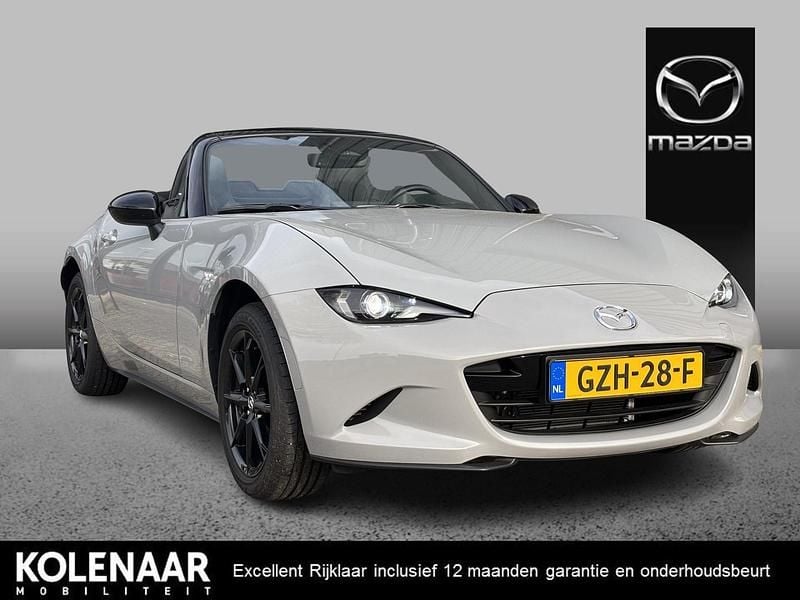 Grijs Nieuw 2025 Mazda MX5 Exclusive-Line Cabriolet | € 39.895 (Eerlijke prijs) - Afbeelding 1/4