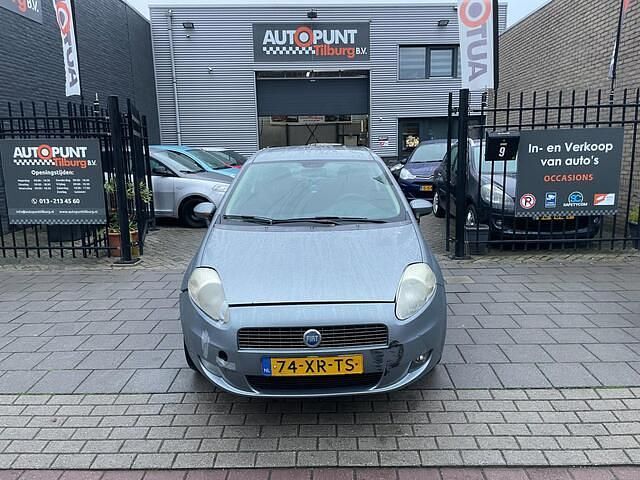 Occasion Fiat Grande Punto Dynamic 78 PK (57 kW) 2007 Grijs Hatchback