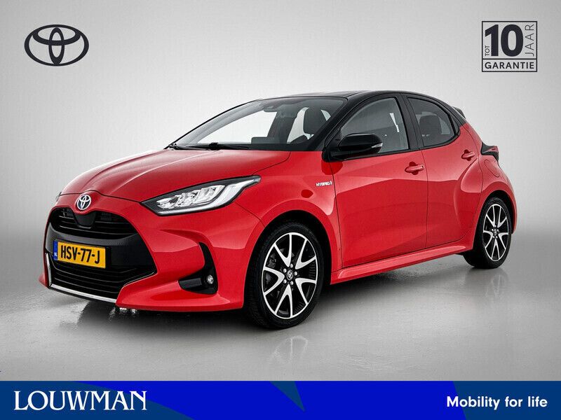 Rood Gebruikt 2021 Toyota Yaris Hybrid Style Hatchback | € 22.895 (Iets duurder) - Afbeelding 1/3