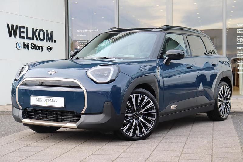 Blauw, metallic lak Gebruikt 2024 Mini Aceman Classic SUV | € 42.950 - Afbeelding 1/4