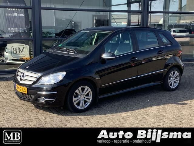Zwart Gebruikt 2011 Mercedes B180 Business MPV | € 9.995 (Duur) - Afbeelding 1/4